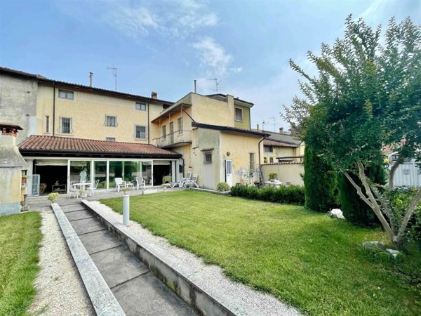 casa indipendente in vendita a Leno in zona Porzano
