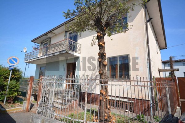 casa indipendente in vendita a Leno in zona Porzano