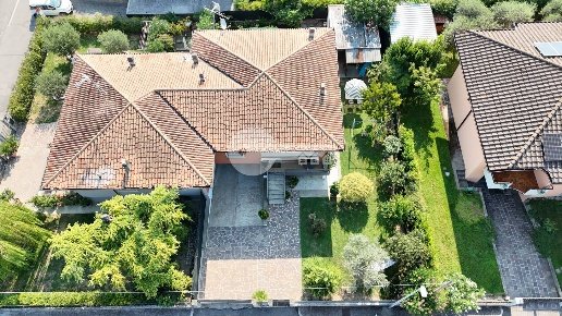 casa indipendente in vendita a Leno in zona Porzano