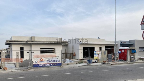 casa indipendente in vendita a Leno
