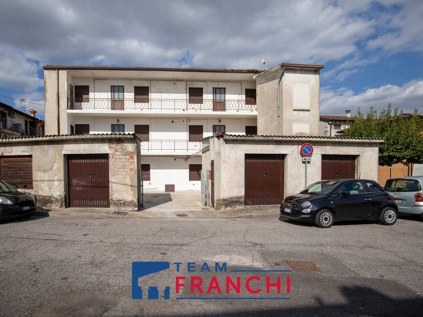 appartamento in vendita a Leno in zona Castelletto