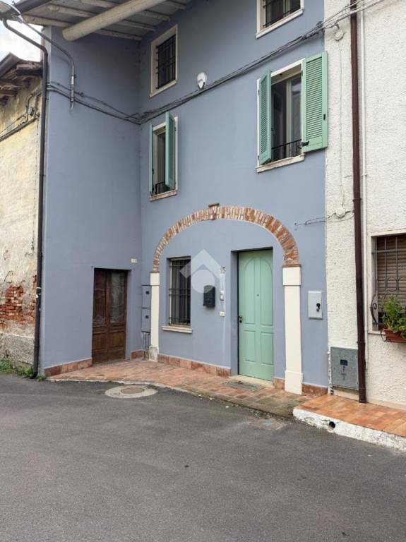 casa indipendente in vendita a Leno in zona Castelletto