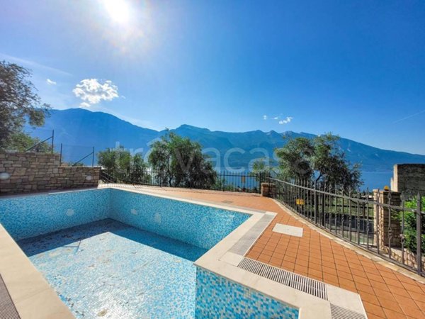 casa indipendente in vendita a Limone sul Garda