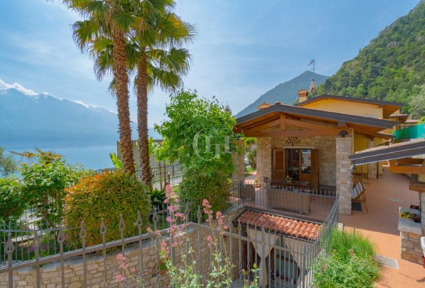 casa indipendente in vendita a Limone sul Garda