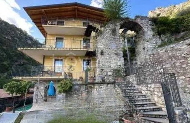 appartamento in vendita a Limone sul Garda
