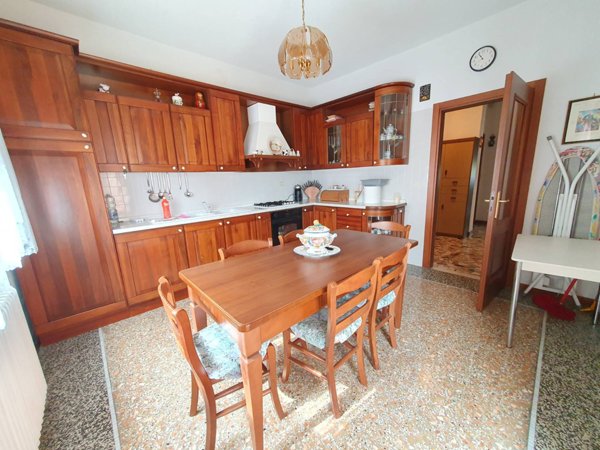 casa indipendente in vendita a Lodrino
