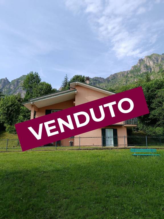 casa indipendente in vendita a Lodrino