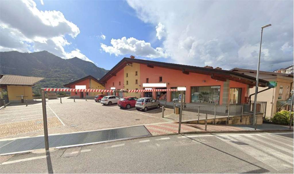 casa indipendente in vendita a Lodrino