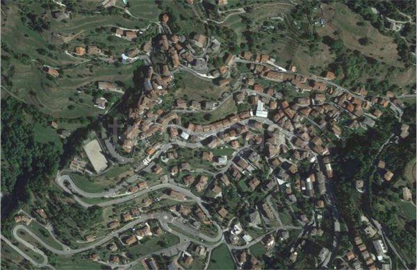 negozio in vendita a Lodrino