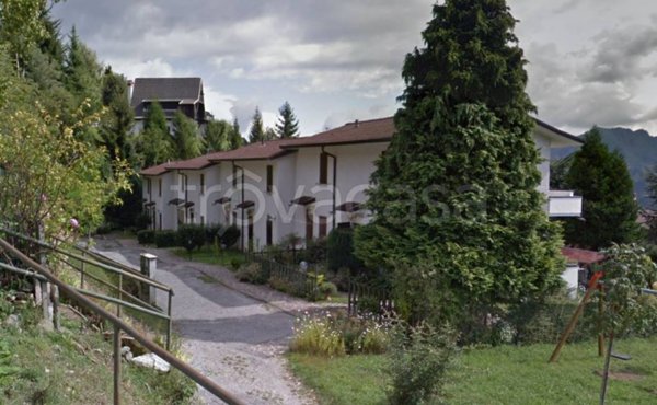 casa indipendente in vendita a Lodrino