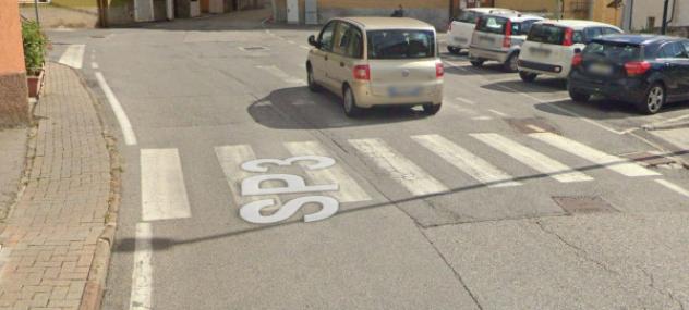 negozio in vendita a Lodrino