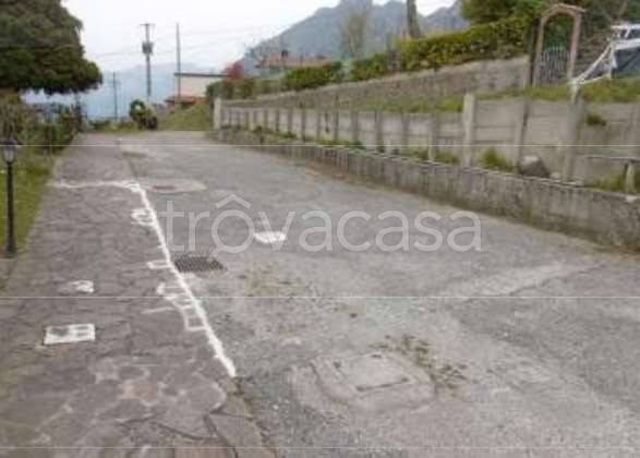 casa indipendente in vendita a Lodrino