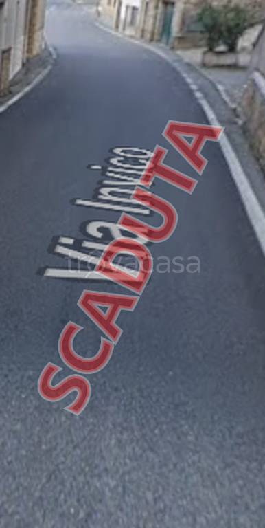 appartamento in vendita a Lodrino in zona Invico