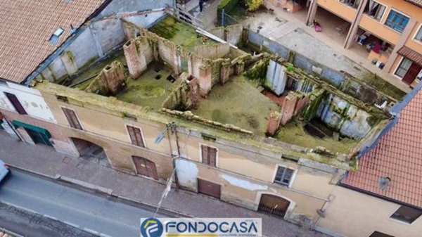 casa indipendente in vendita a Lograto