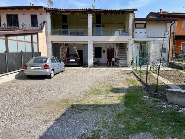 casa indipendente in vendita a Lograto