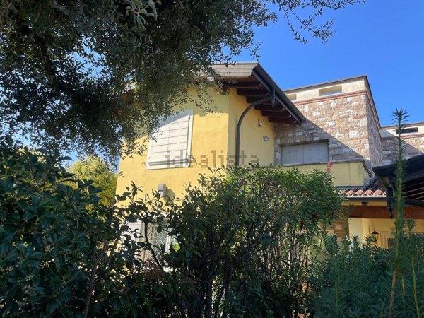 casa indipendente in vendita a Lograto