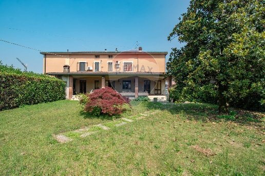 casa indipendente in vendita a Lograto