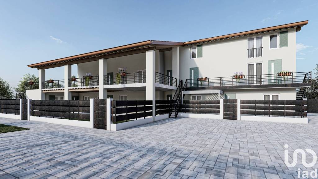 appartamento in vendita a Lonato del Garda in zona Castel Venzago