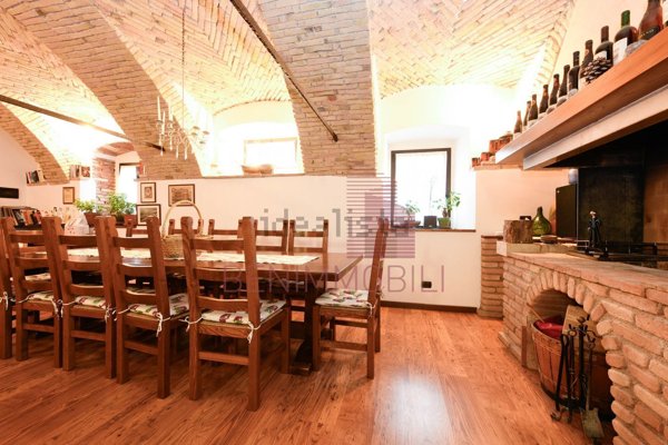 casa indipendente in vendita a Lonato del Garda