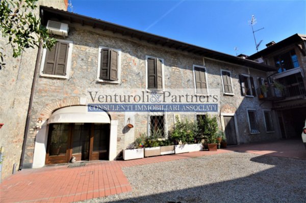 casa semindipendente in vendita a Lonato del Garda