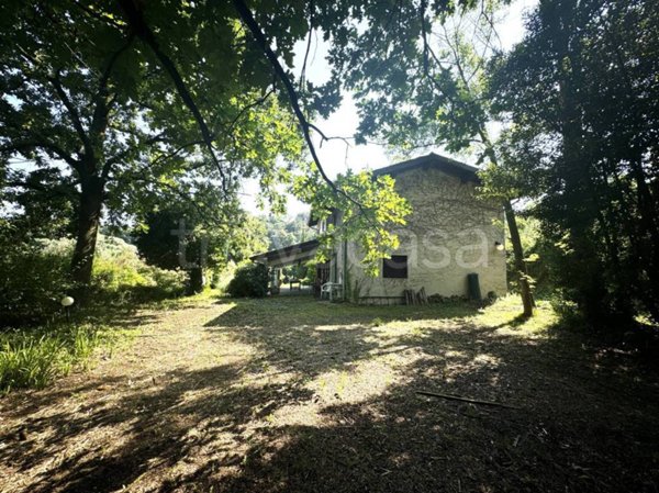 casa indipendente in vendita a Lonato del Garda