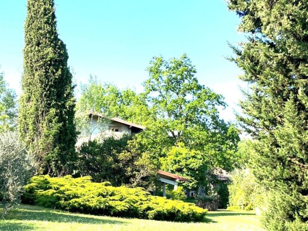 casa indipendente in vendita a Lonato del Garda