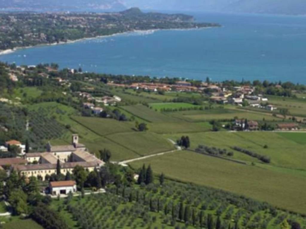 terreno edificabile in vendita a Lonato del Garda