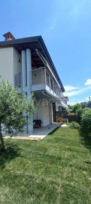 casa indipendente in vendita a Lonato del Garda