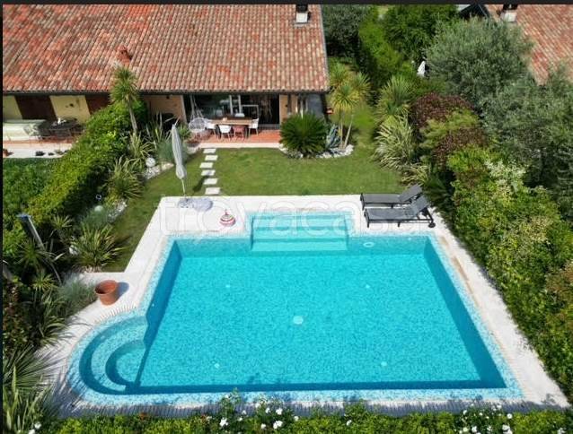 casa indipendente in vendita a Lonato del Garda