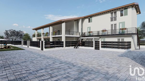 appartamento in vendita a Lonato del Garda in zona Castel Venzago