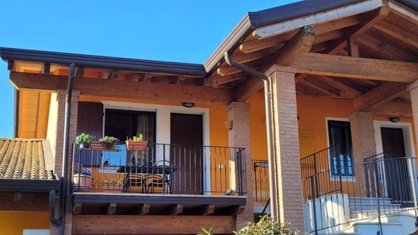 appartamento in vendita a Lonato del Garda in zona Cominello