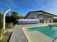 casa indipendente in vendita a Lonato del Garda