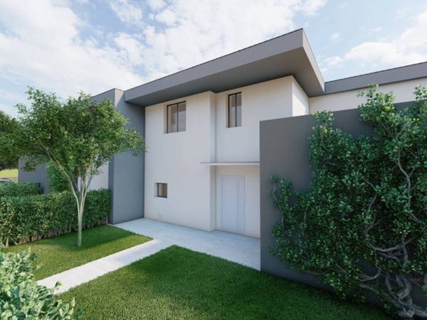 casa indipendente in vendita a Lonato del Garda