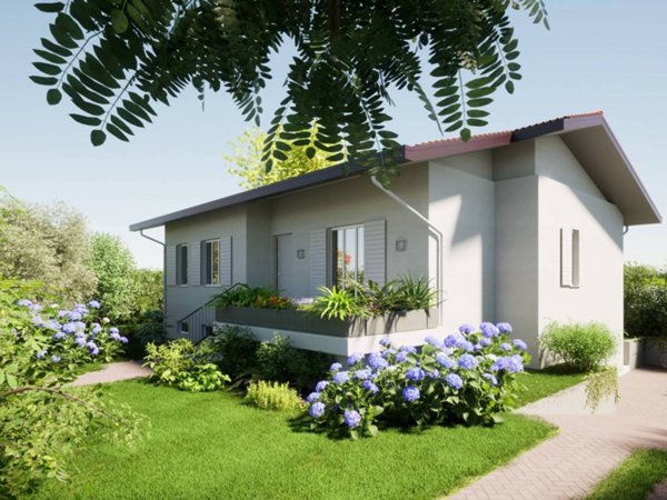 casa indipendente in vendita a Lonato del Garda