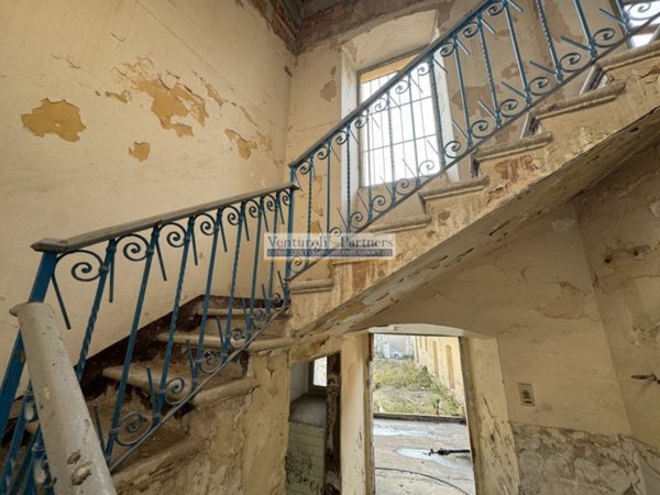 casale in vendita a Lonato del Garda