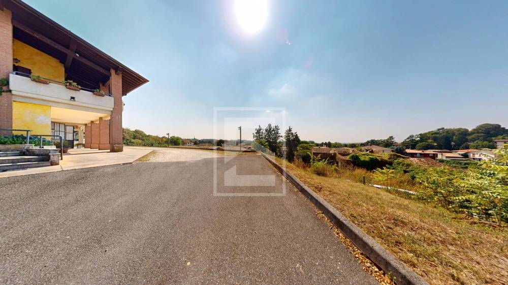 casa indipendente in vendita a Lonato del Garda