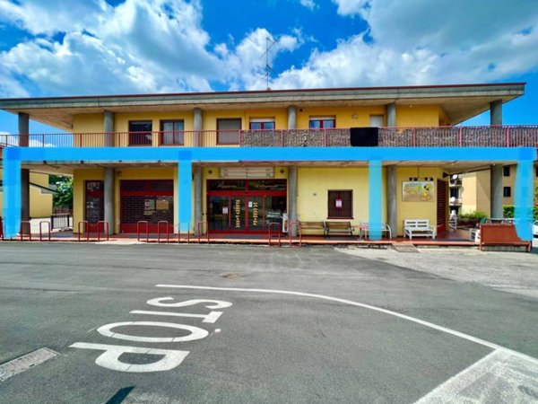 negozio in vendita a Lonato del Garda