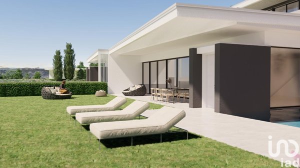 casa indipendente in vendita a Lonato del Garda