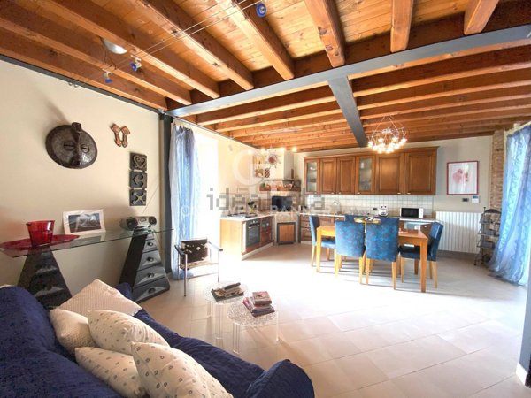 appartamento in vendita a Lonato del Garda in zona Barcuzzi