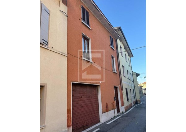 casa indipendente in vendita a Lonato del Garda