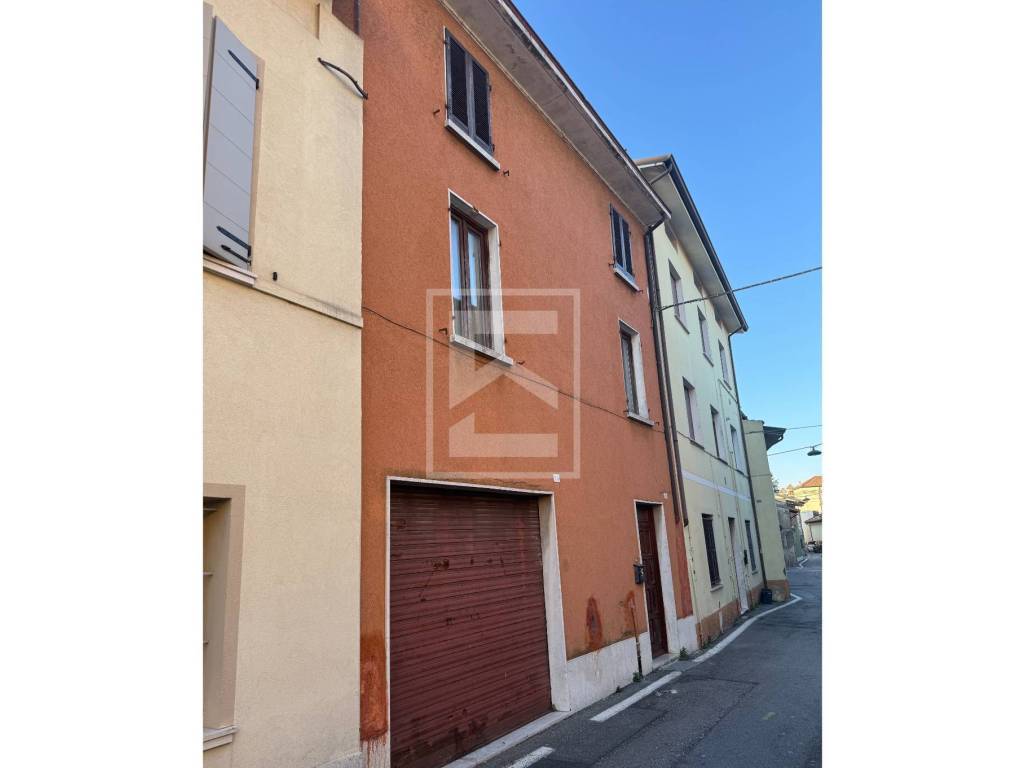 casa indipendente in vendita a Lonato del Garda