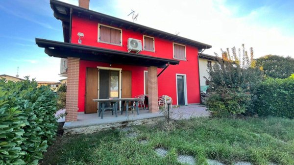 casa indipendente in vendita a Lonato del Garda in zona San Cipriano