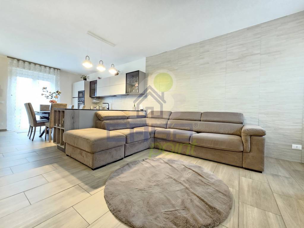 casa indipendente in vendita a Lonato del Garda