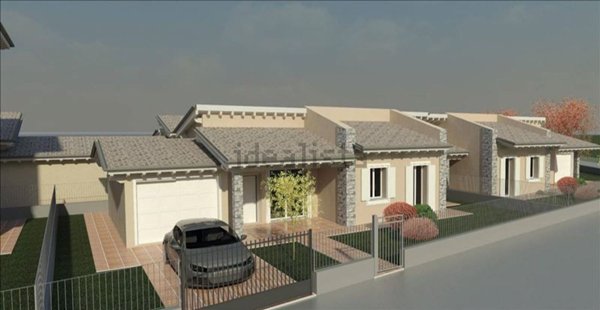 casa indipendente in vendita a Lonato del Garda
