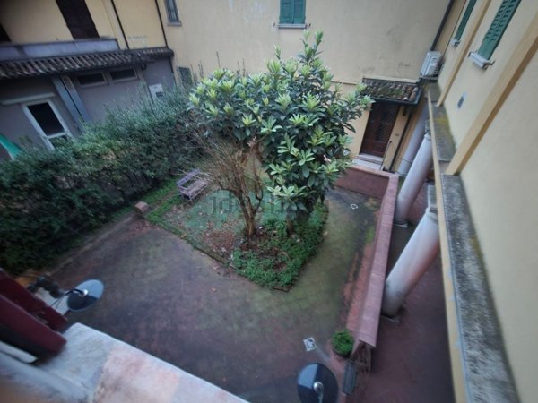 pentavano in vendita a Lonato del Garda