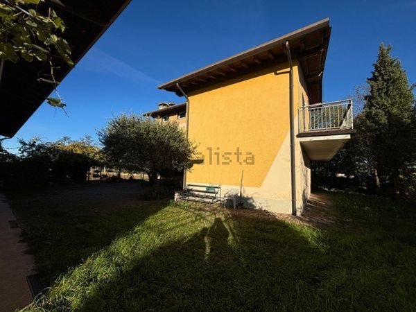 casa indipendente in vendita a Lonato del Garda