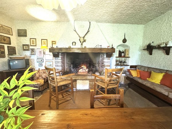 casa indipendente in vendita a Lonato del Garda