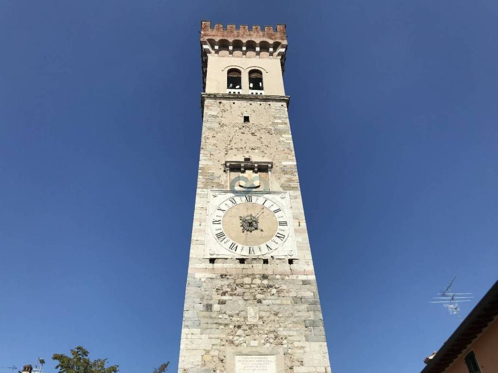 casa indipendente in vendita a Lonato del Garda