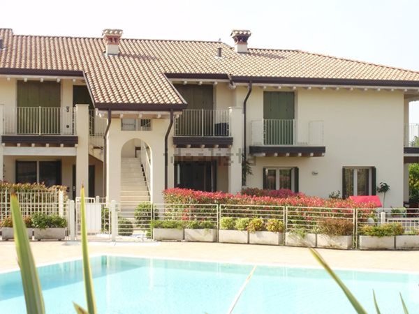 appartamento in vendita a Lonato del Garda in zona Sedena