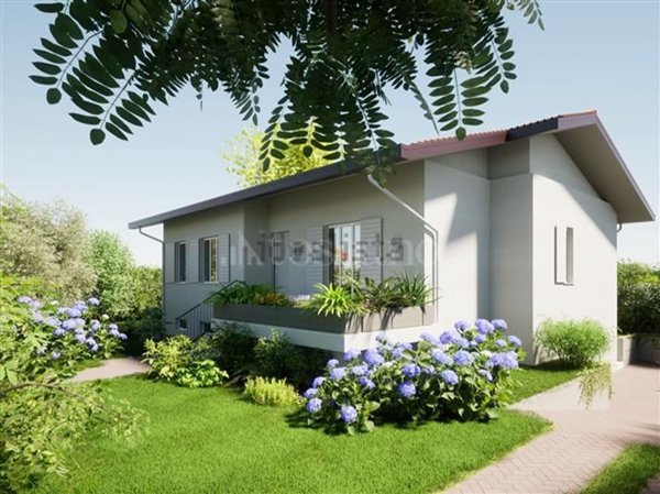 casa indipendente in vendita a Lonato del Garda